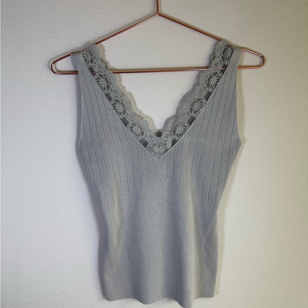 🤍✨ BiBi Lace Trim Ribbed Knit Tank – Size Small – NWT ✨🤍